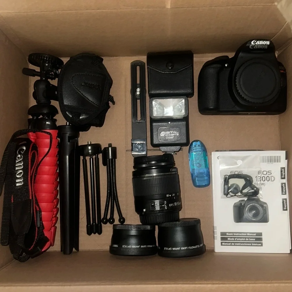 Canon EOS Rebel T6 DSLR Camera with 18-55mm Lens